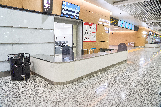 charging bar table and chair  