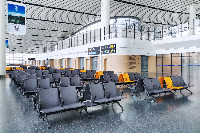 airport waiting chairs